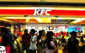Liana Saputri, putri pengusaha ternama Haji Isam, telah menjadi sorotan usai borong Saham PT Jagonya Ayam Indonesia, KFC Indonesia