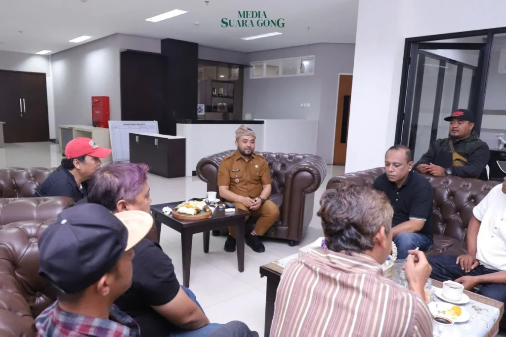 Jukir Alun-Alun Kota Batu Audensi dengan Wawali, Bahas Gate Parkir