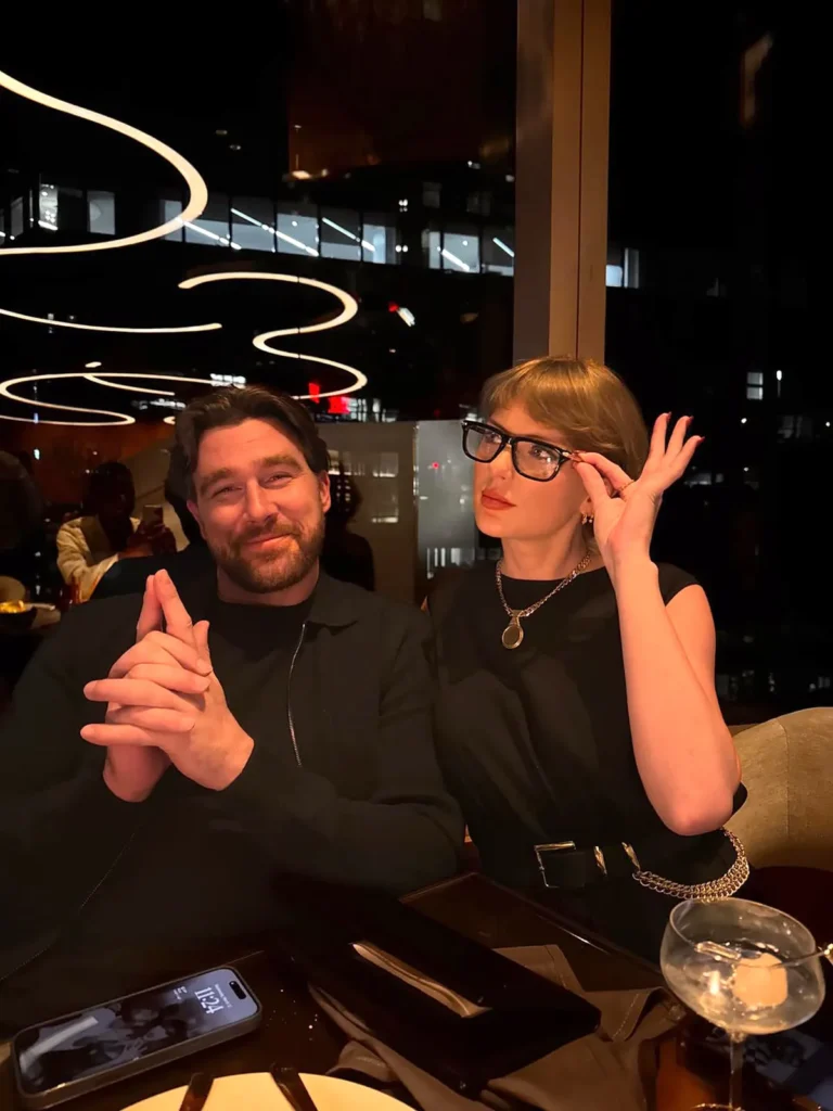Travis Kelce Akhirnya Pamer Momen Manis Bareng Taylor Swift di Instagram! (Instagram/Travis Kelce)