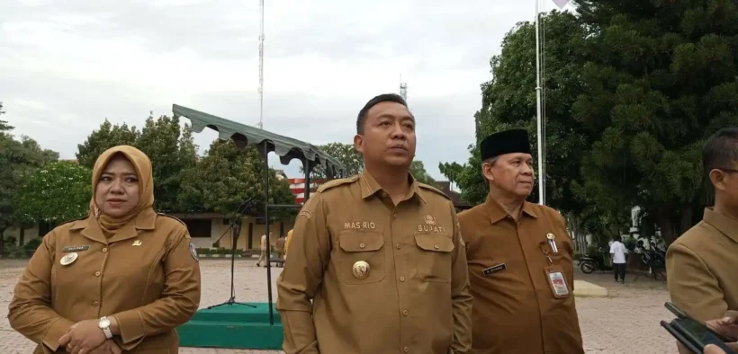 Sekitar 600 pegawai non-Aparatur Sipil Negara (non-ASN) atau tenaga honorer di lingkungan Pemerintah Kabupaten (Pemkab) Situbondo Dirumahkan