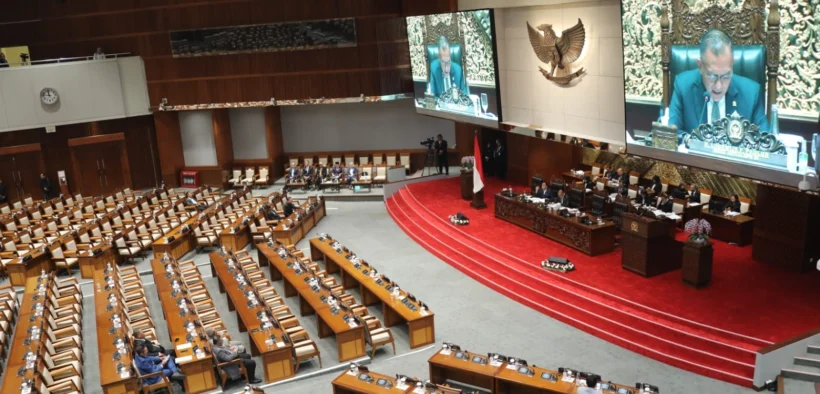 Forum Indonesia untuk Transparansi Anggaran (FITRA) menilai kenaikan anggaran DPR RI dalam beberapa tahun terakhir perlu ditinjau ulang