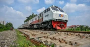 Wacana kontroversial dari anggota Komisi VI DPR RI yang mengusulkan adanya gerbong khusus merokok di kereta api milik PT KAI.
