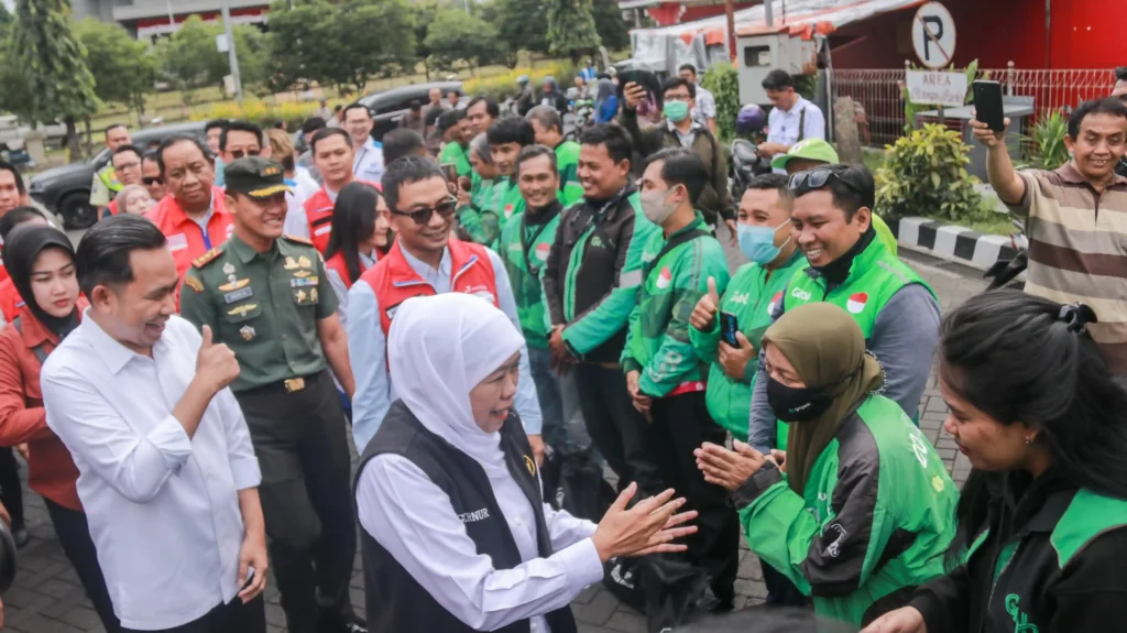 Gerak cepat Bupati Jember, Muhammad Fawait atasi kelangkaan suplai BBM di jember mendapat apresiasi Gubernur Jatim Khofifah Indar Parawansa.