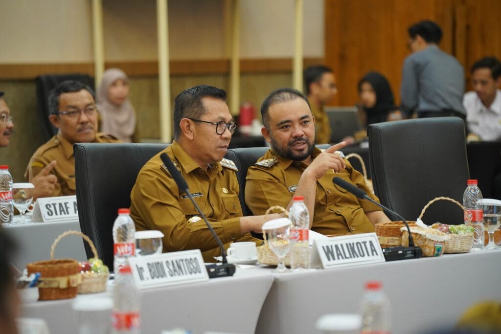 Pemkot Batu Gelar Forum Evaluasi Strategis 2025