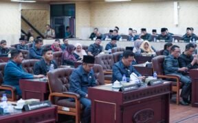 Wakil Bupati (Wabup) Jember, Djoko Susanto, menuai sorotan tajam dari kalangan legislatif, usai Ia Bolos Rapat Sidang Berulangkali