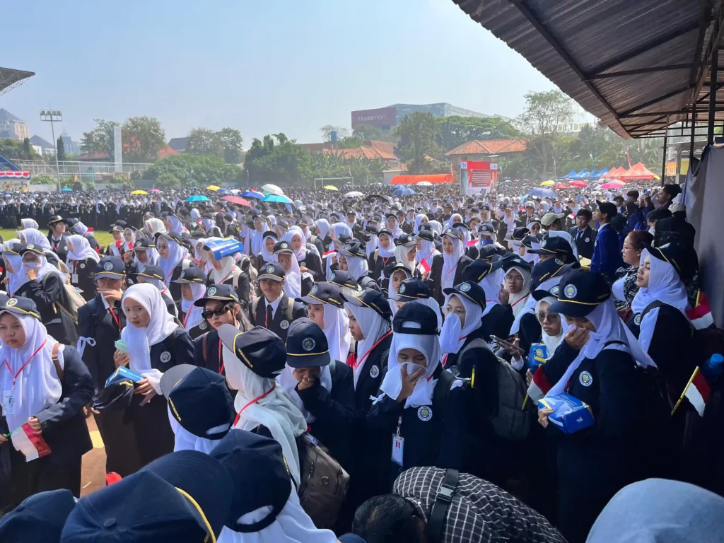12.000 MABA UM Gelar Upacara HUT RI ke-80 Sekaligus PKKMB