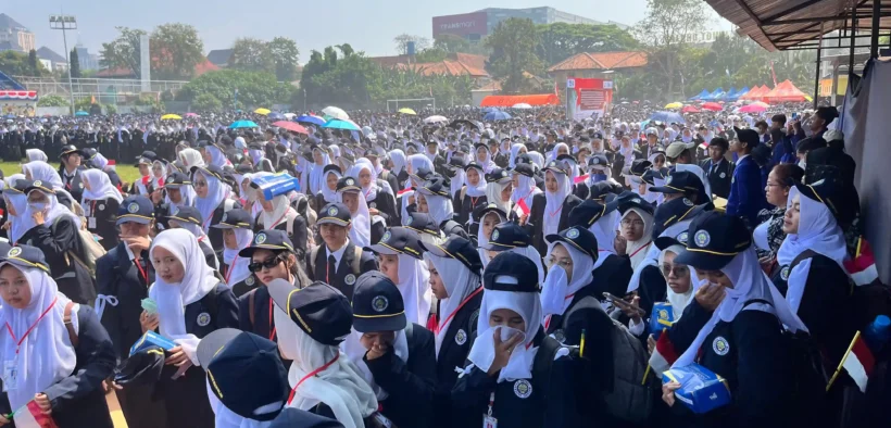 12.000 MABA UM Gelar Upacara HUT RI ke-80 Sekaligus PKKMB