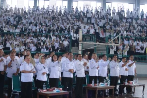 Bupati Fawait Membuat 3.378 Tenaga Honorer R4 Gembira