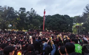 Aksi solidaritas digelar di Kota Malang untuk membela sekaligus mendesak pengusutan tuntas atas tewasnya Affan Kurniawan (21)
