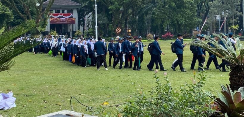 17.133 mahasiswa baru universitas brawijaya melakukan pembukaan PK2MABA