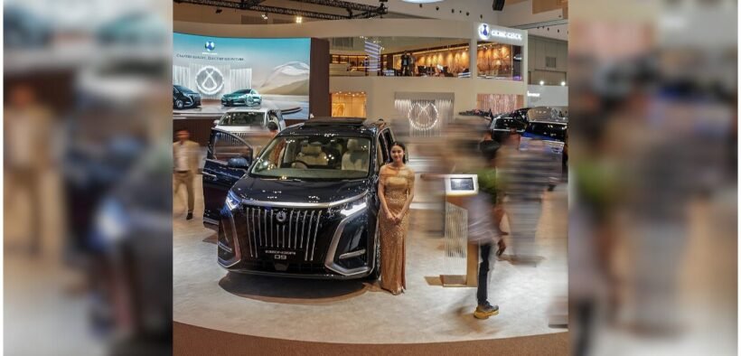 Denza mobil listrik hasil merger BYD dan Mercedes-Benz Debut di GIIAS 2025