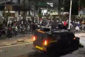 Media Internasional Sorot Demo Indonesia: Tragedi Affan Jadi Sorotan Global