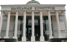 Putusan perkara nomor 128/PUU/XXIII/2025, Kamis (28/8), MK menegaskan Bahwa Menteri dan Wakil Menteri dilarang rangkap Jabatan!