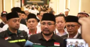 Komisi Pemberantasan Korupsi (KPK) resmi memanggil Menteri Agama (menag) periode 2020–2024, Yaqut Cholil Qoumas, untuk memberikan keterangan terkait penyelidikan kasus dugaan korupsi dalam pengelolaan kuota haji tambahan tahun 2024.