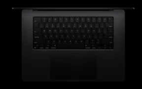 Raksasa Teknologi Apple dikabarkan akan merilis model MacBook Pro terbaru dengan teknologi layar OLED pada akhir 2026.