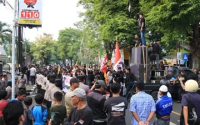 Tito Karnavian Beberkan Kerugian Negara Imbas Demo