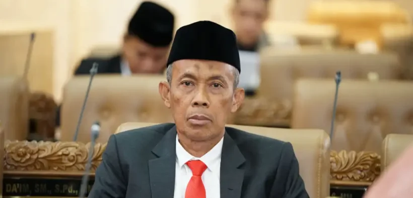 Krisis tetes tebu atau molase kini bikin resah petani dan pabrik gula di Jawa Timur, sebabkan keberlanjutan produksi tebu terancam. 