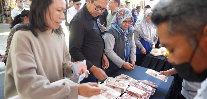 Pemerintah Kota Batu menggelar Gerakan Pangan Murah atau pasar murah di halaman Kantor Kelurahan Ngaglik, Rabu (3/9/2025).