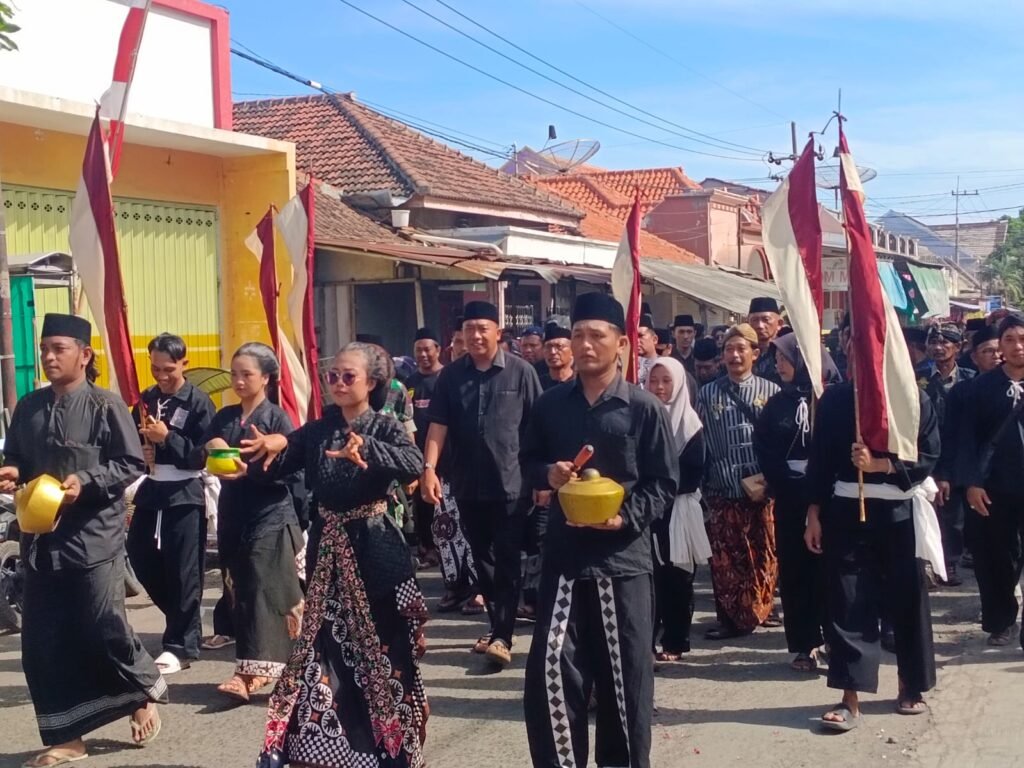Pawai budaya bertajuk Napak Tilas Besoeki, puncak peringatan Hari Jadi Besuki (HJB) ke-261, Mengenang Sejarah dari Abad ke-18