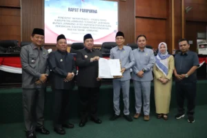 DPRD Jombang Sahkan Raperda BPR Jadi Perda