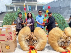 Ketua DPRD Serahkan Pokir Kepada Paguyuban Reog