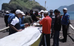 Dinas Perikanan Kabupaten Jember membuka layanan khusus pengurusan dokumen kapal E-Pas Kecil bagi para nelayan.