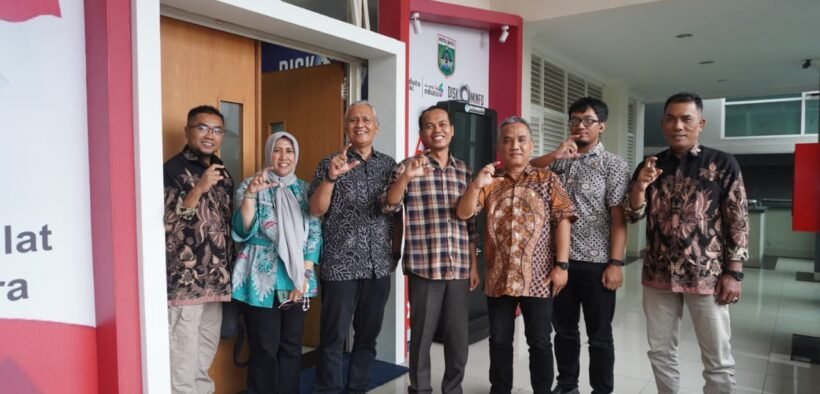 Komisi Informasi (KI) Provinsi Jawa Timur melakukan visitasi ke Kota Batu pada Kamis (18/9) dalam rangka Monitoring dan Evaluasi (Monev) Keterbukaan Informasi Publik menuju KI Award 2025.