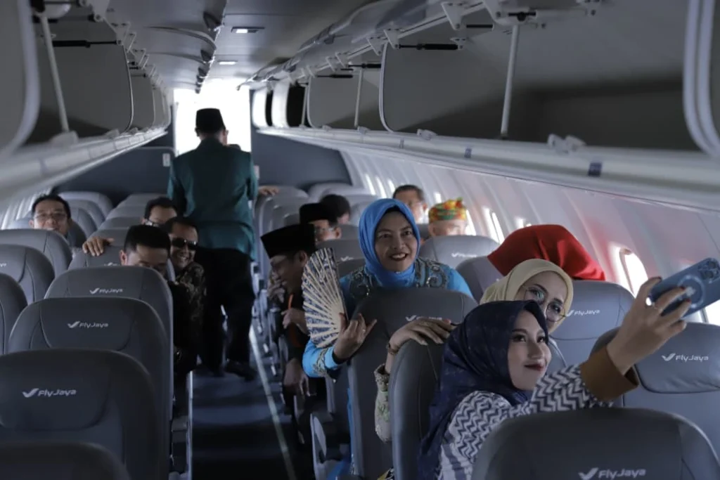 Denyut transportasi udara di Kabupaten Jember semakin terasa, Tercurahkan pada Bandara Notohadinegoro kini bersiap memasuki babak baru. Dengan penerbangan reguler rute Jember–Jakarta pulang-pergi yang dijadwalkan resmi dimulai pada 23 September 2025. 