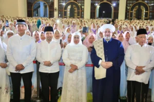 Gubernur Khofifah Hadiri Peringatan Maulid Nabi Bersama Syeikh Afeefuddin Al-Jailani
