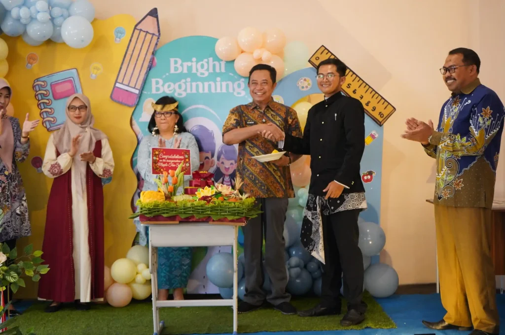 Bupati Bondowoso Resmikan Maple Tree School, Sekolah Internasional Pertama di Bondowoso