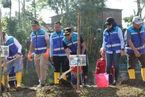 Pemkot Malang Gelar Aksi Ngalam Rijik di Sungai Metro