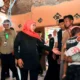 Gubernur Jawa Timur Khofifah Indar Parawansa meninjau langsung daerah terdampak gempa bumi di Kabupaten Situbondo, Sabtu (27/9/2025).
