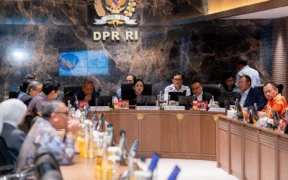 Sudah disunat, anggota Dewan Perwakilan Rakyat (DPR) RI masih berhak membawa pulang penghasilan bersih sebesar Rp65,59 juta per bulan