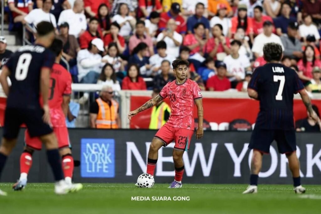 Jens Castrop gelandang campuran