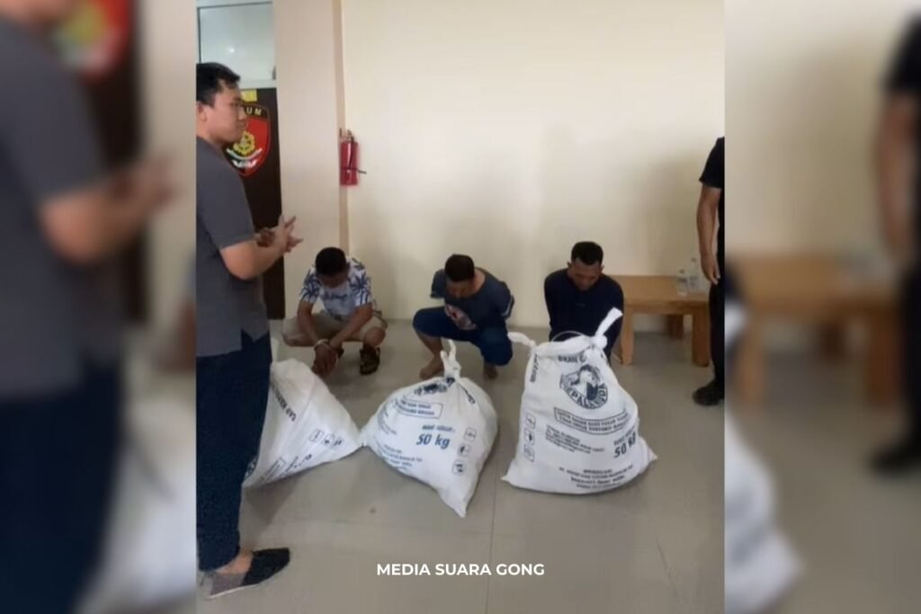 Sopir Bank Jateng Gondol Duit Rp10 Miliar