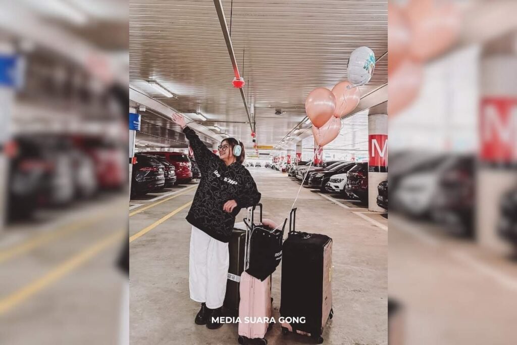 Awkarin pamit pindah Australia