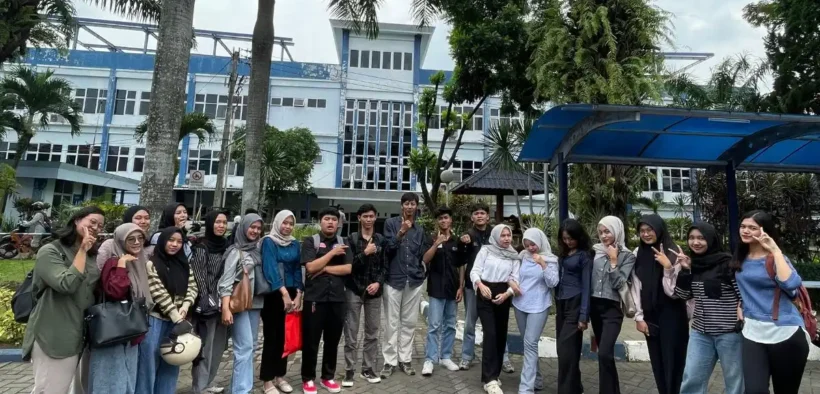 Dibalik Ribuan mahasiswa dari berbagai kampus yang demo ini, mahasiswa tekankan 1 hal penting, yaitu Intelektual saat demonstrasi.