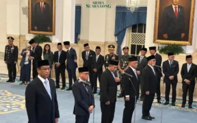 Presiden Prabowo Subianto resmi melakukan reshuffle Kabinet Merah Putih Jilid I di Istana Negara, Senin (8/9/2025)
