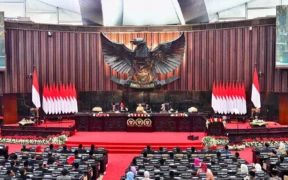 Dewan Perwakilan Rakyat (DPR) akhirnya memutuskan untuk menghentikan penyaluran tunjangan perumahan bagi anggota legislatif