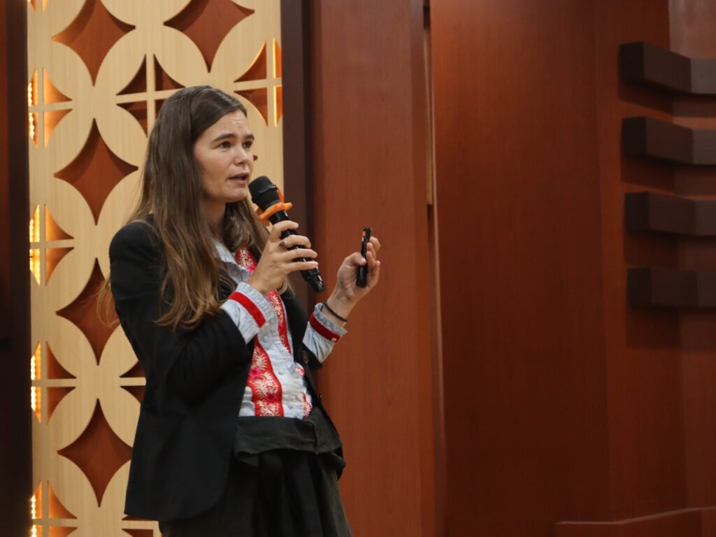 seminar internasional budaya UB Franziska Fennert, M.A