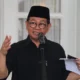 Gubernur DKI Jakarta Pramono Anung menyampaikan keterangan kepada wartawan terkait kondisi Jakarta terkini di Balai Kota DKI Jakarta, Sabtu (30/8/2025). ANTARA FOTO/Reno Esnir/app/sgd