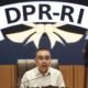 Wakil Ketua DPR Sufmi Dasco Ahmad menyampaikan keterangan saat bertemu dengan sejumlah elemen mahasiswa di Kompleks Parlemen, Senayan, Jakarta, Rabu (3/9/2025). ANTARA FOTO/Dhemas Reviyanto/tom.