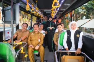Gubernur Khofifah Luncurkan Bus Trans Jatim Koridor VII