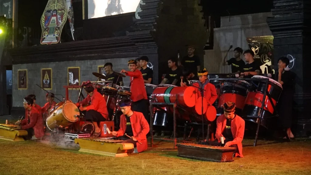 HUT ke-24 Kota Batu, Pentas Padhang Bulan Suguhkan Pertunjukan Epic