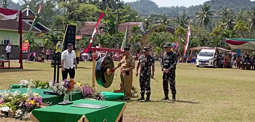Program TNI Manunggal Membangun Desa (TMMD) Ke-126 Tahun 2025 di Kabupaten Malang resmi dimulai.