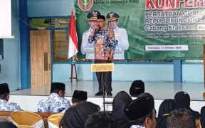 Persatuan Guru Republik Indonesia (PGRI) Cabang Kraksaan menggelar Konferensi Cabang masa bakti 2025–2030 di Aula SDN Patokan 2 Kecamatan Kraksaan, Sabtu (11/10/2025).