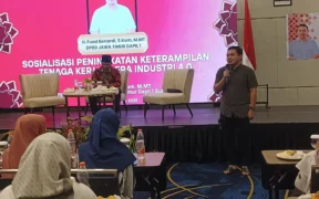 Anggota DPRD Jawa Timur, Fuad Benardi, menggelar saresehan bertema “Sosialisasi Peningkatan Keterampilan Tenaga Kerja di Era Industri 4.0”
