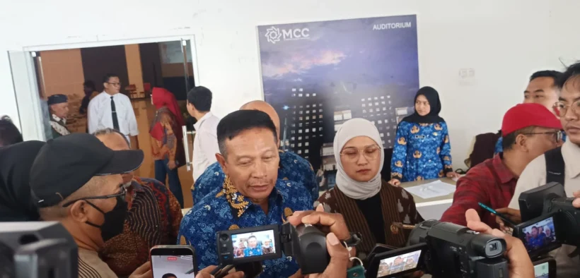 Wali Kota Malang, Wahyu Hidayat menegaskan penting bagi SPPG Menerapkan SOP program MBG Pasca Temuan Lauk Berbau di Dinoyo