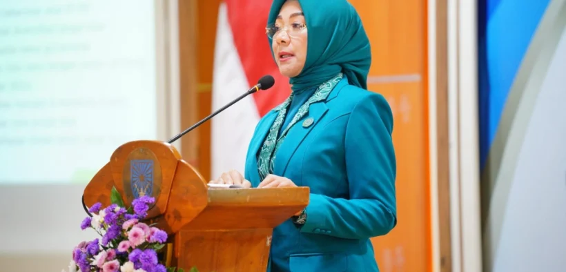 lantik serta melakukan serah terima jabatan Ketua Tim Penggerak PKK di lima Kecamatan dan 29 Kelurahan, Jumat (17/10/2025).