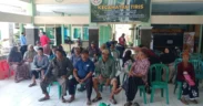 Pemerintah Kabupaten Probolinggo melalui Dinsos berikan bantuan Atensi untuk korban gempa di Kecamatan Tiris, Jumat (17/10/2025).